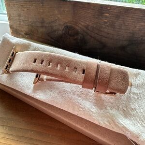 Hardly worn leather Andar Apply Watch band.